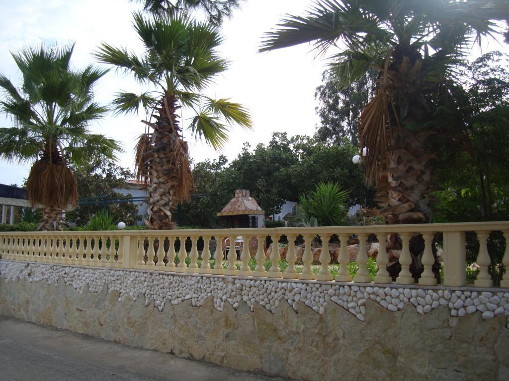 Mantas Bay Hotel Loutráki Exterior foto