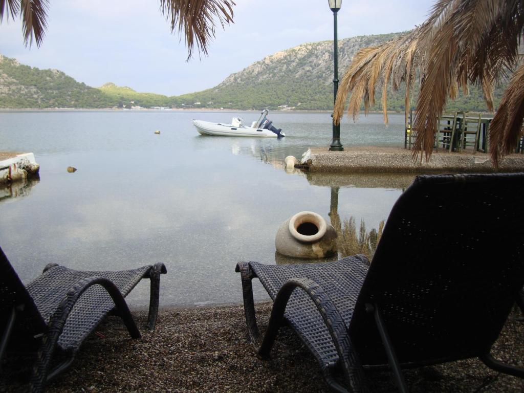 Mantas Bay Hotel Loutráki Exterior foto