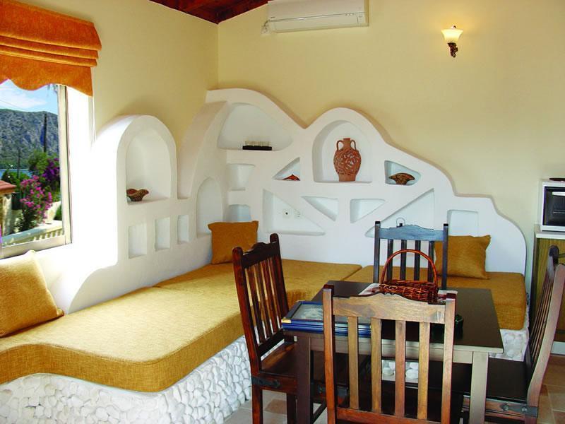Mantas Bay Hotel Loutráki Quarto foto