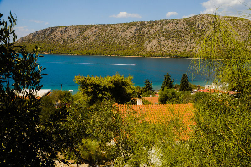 Mantas Bay Hotel Loutráki Exterior foto